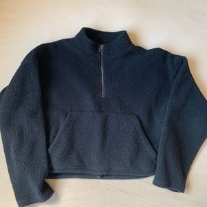 Fuzzy AE Pullover